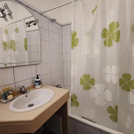 T2 - Rc Mar - Casas & Papeis Armação de Pêra